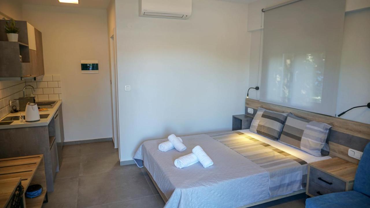 Enalia Luxury Living Apartment Nikiti  Exterior photo